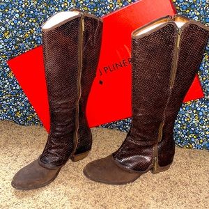 Donald J Pliner Vintage Cut Snake Oily Suede Espresso Boots